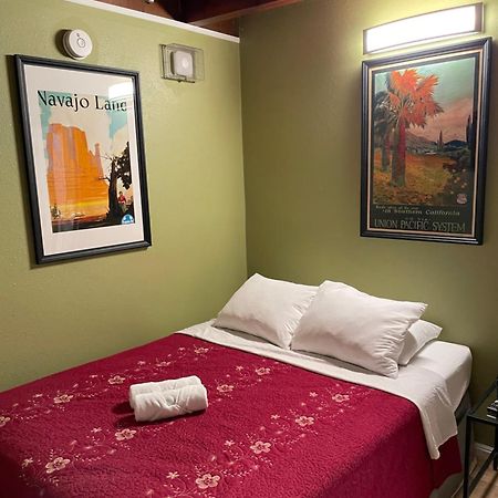 Private Room In La With Free Wifi And Tv With Shared Kitchen Лос Анджелис Екстериор снимка