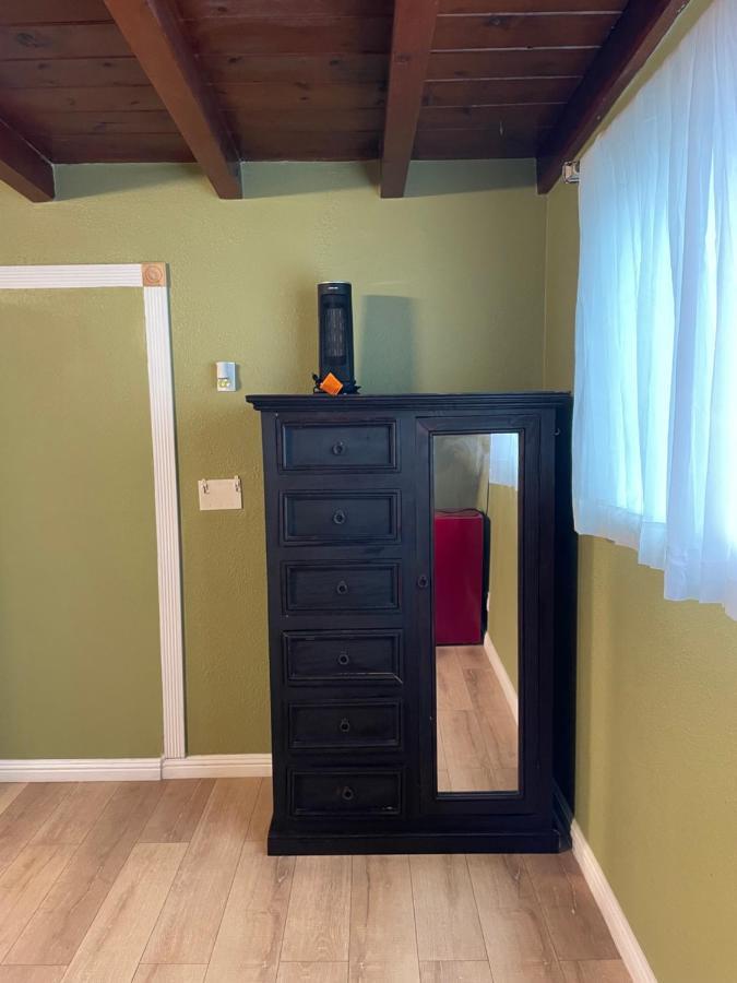 Private Room In La With Free Wifi And Tv With Shared Kitchen Лос Анджелис Екстериор снимка
