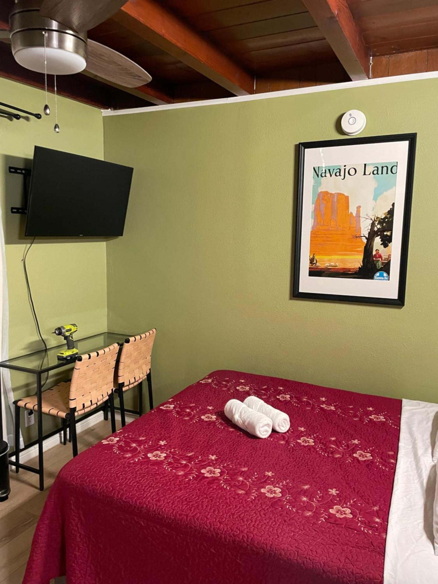 Private Room In La With Free Wifi And Tv With Shared Kitchen Лос Анджелис Екстериор снимка