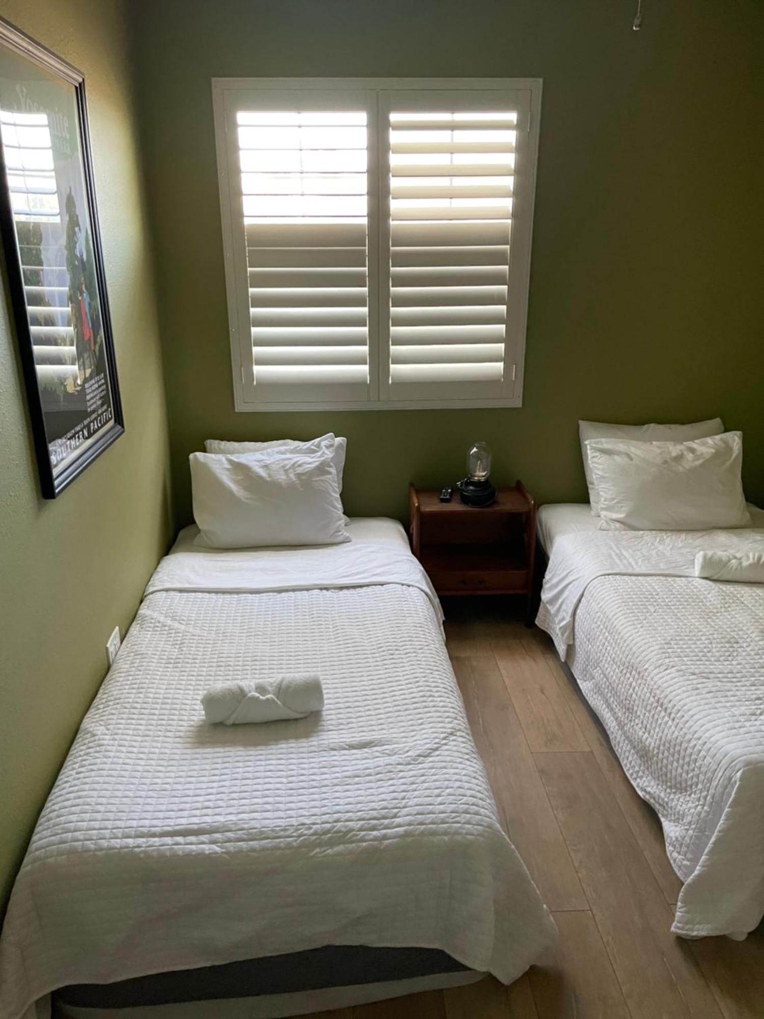 Private Room In La With Free Wifi And Tv With Shared Kitchen Лос Анджелис Екстериор снимка